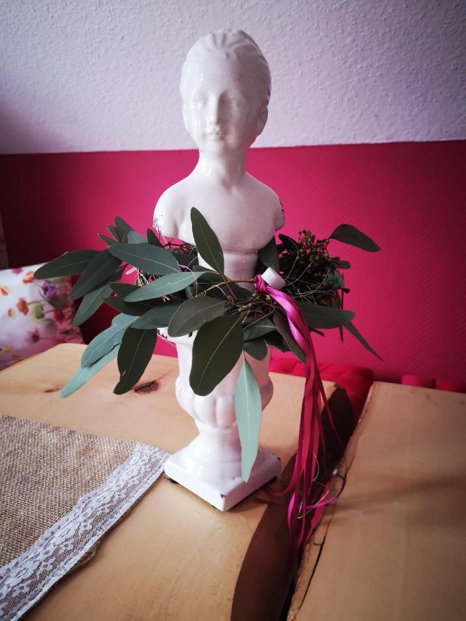 Wohnen Mit Herz Pettstadt ภายนอก รูปภาพ